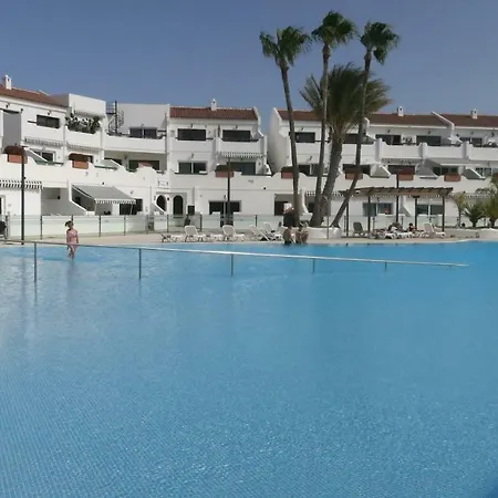 Tenerife With Impressive Pool 25 شقة *